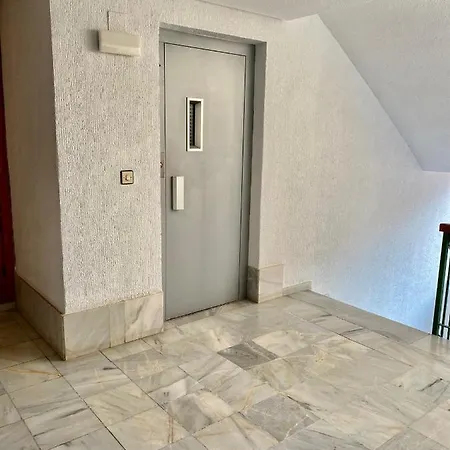 Santana Habaneras - 18 At With Garage, Pool And Lift Apartment Torrevieja