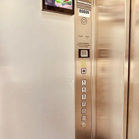 Santana Habaneras - 18 At With Garage, Pool And Lift Apartment Torrevieja