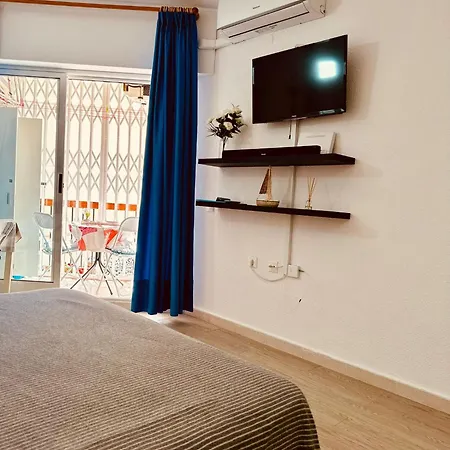 Santana Habaneras - 18 At With Garage, Pool And Lift Torrevieja