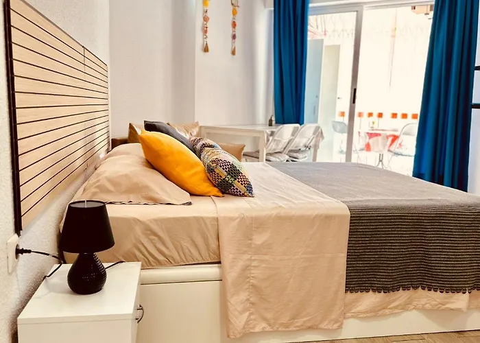 Santana Habaneras - 18 At With Garage, Pool And Lift *